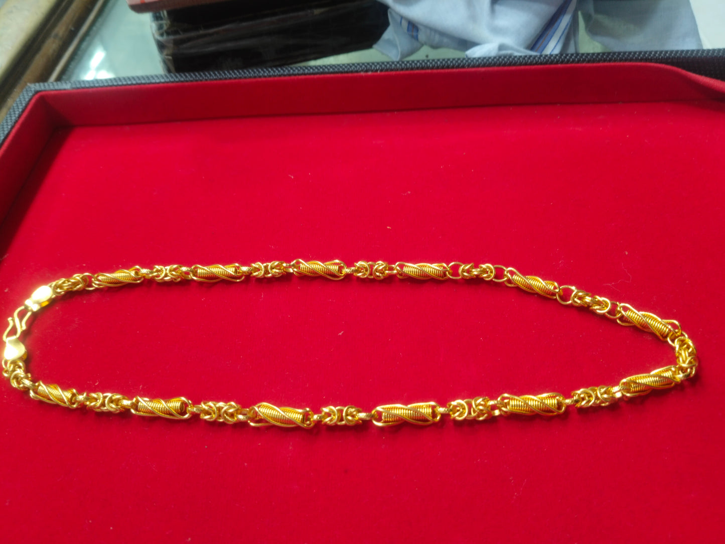 Elegant 1 Gram Holo Gold Chain with 1-Year Color Guarantee